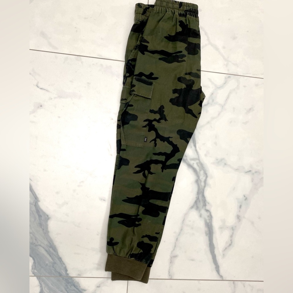 TNA Cargo Pants size M